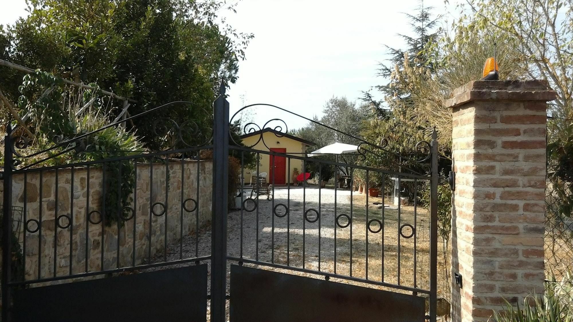 Chalet With One Bedroom In Perugia, With Wonderful Mountain View, Priv Exterior foto